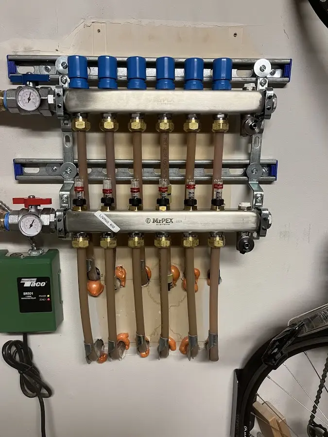 Plumber performing Leak Detection at a residential property in Salinas